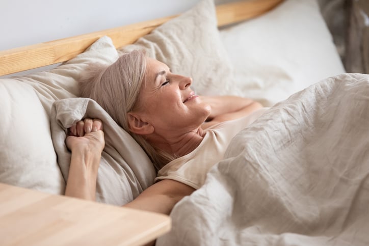 vrouw-die-wakker-wordt